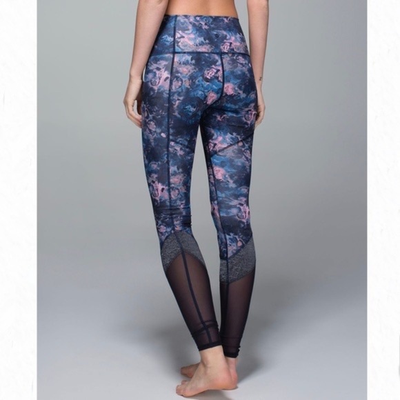 Lululemon If You’re Lucky Leggings - Picture 2 of 11